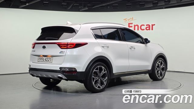 Kia Sportage Diesel 2.0 4WD Inteligent - фото 1