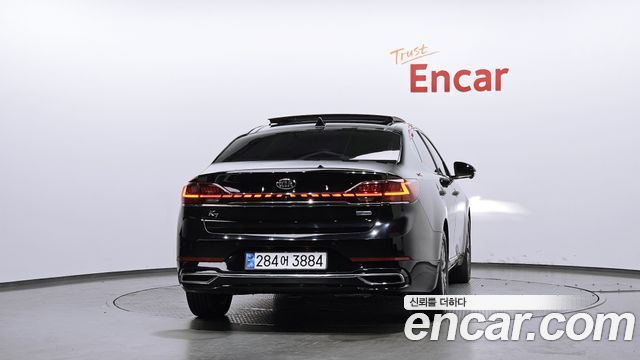 Kia K7 Premier, гибрид Signature - фото 3