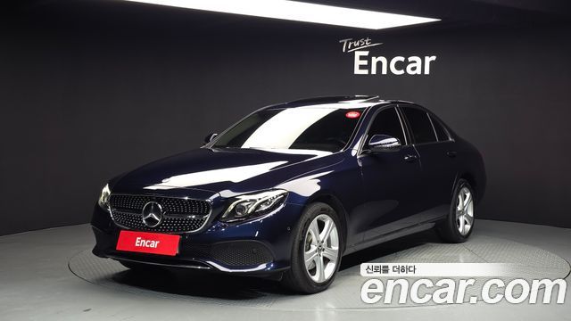 Mercedes-Benz E-Class W213 E220d 4MATIC Avantgarde - фото 0
