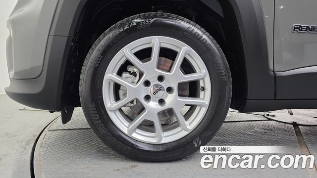 Jeep Renegade 1.3 Longitude - фото 4