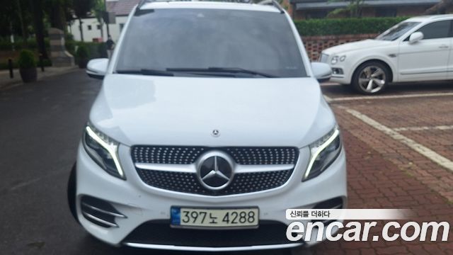 Mercedes-Benz V-Class V300 CDI W447 - фото 0
