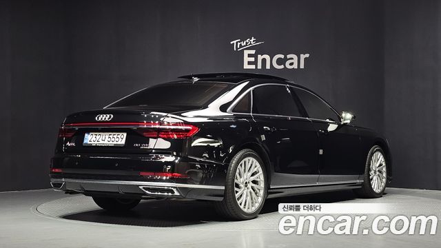Audi A8 D5 55 TFSI Quattro LWB - фото 1