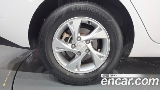 Hyundai Avante CN7 1.6 Modern - фото 4