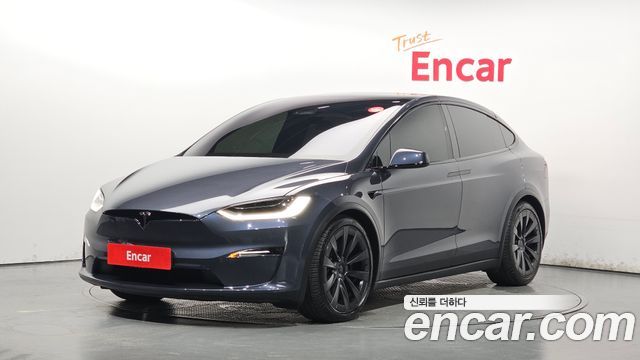 Tesla Model X AWD - фото 0