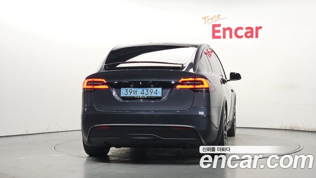 Tesla Model X AWD - фото 3