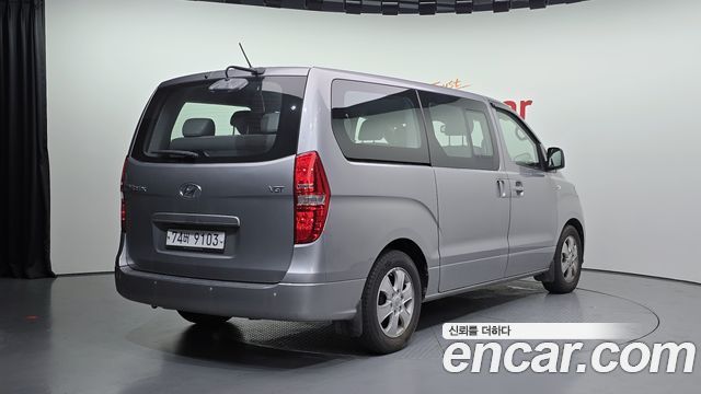 Hyundai Starex Новый Wagon 12-Seater Smart - фото 1