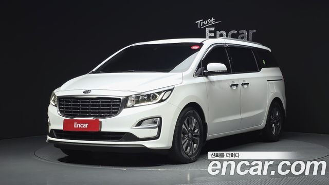 Kia Carnival Новый 11-Seater Prestige - фото 0
