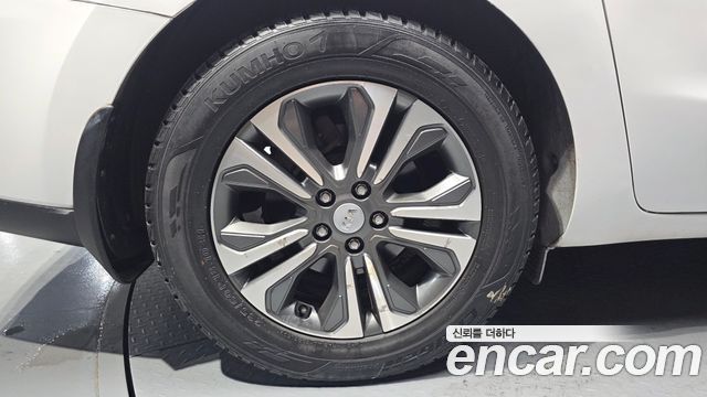 Kia Carnival Новый 11-Seater Prestige - фото 4
