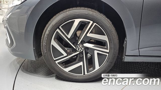 Volkswagen Jetta 7-го поколения 1.5 TSI Prestige - фото 4