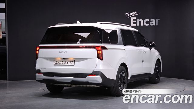 Kia Carnival Новый 4-го поколения 9-Seater Prestige - фото 1