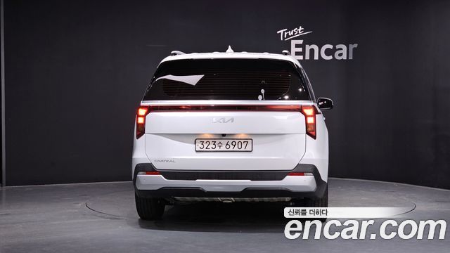Kia Carnival Новый 4-го поколения 9-Seater Prestige - фото 3