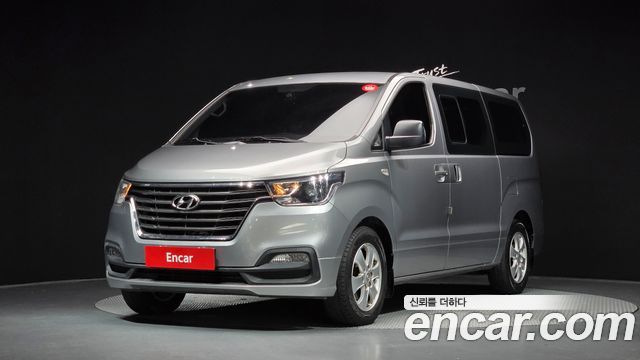 Hyundai Starex Новый Wagon 12-Seater Smart - фото 0