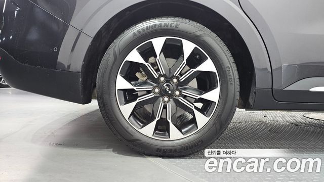 Kia Carnival 4-го поколения 9-Seater Signature - фото 4