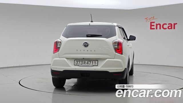 SsangYong Tivoli Gasoline 1.5 2WD V1 - фото 3