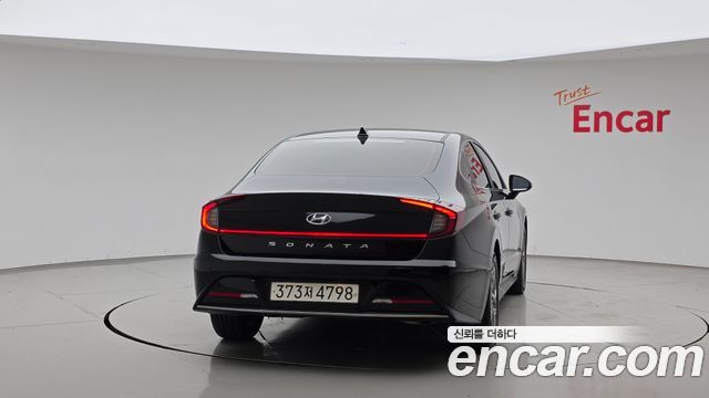 Hyundai Sonata DN8 2.0 Premium Family - фото 3