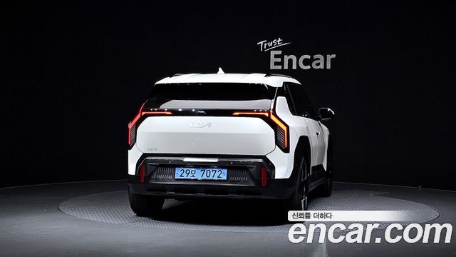Kia EV3 Standard 2WD Earth - фото 2
