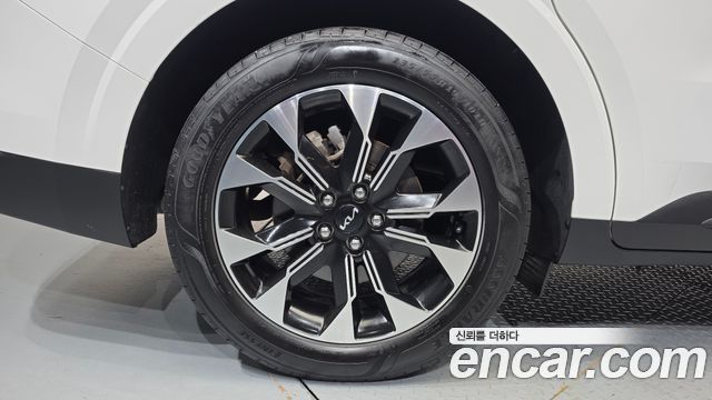 Kia Carnival 4-го поколения 9-Seater Prestige - фото 4