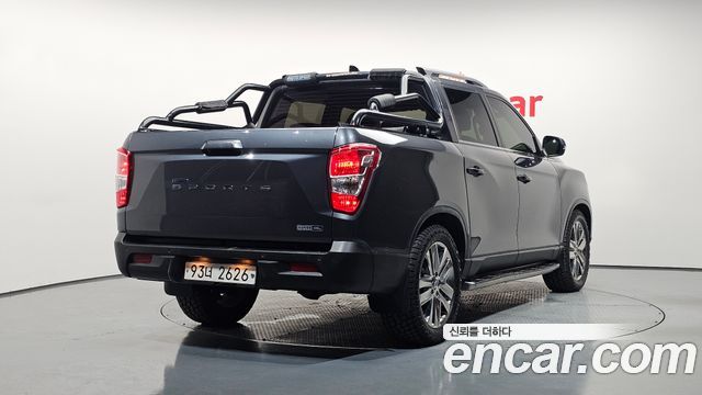 SsangYong Rexton Sports Diesel 2.2 4WD Prestige - фото 0