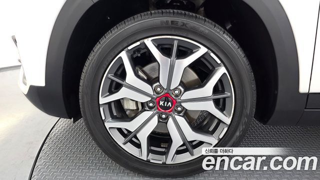 Kia Seltos Gasoline 1.6 Turbo 2WD Signature - фото 4