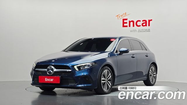 Mercedes-Benz A-Class W177 A220 Hatchback - фото 0