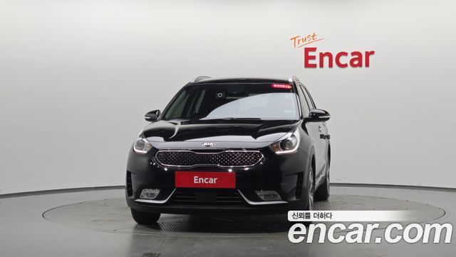 Kia Niro Prestige - фото 1