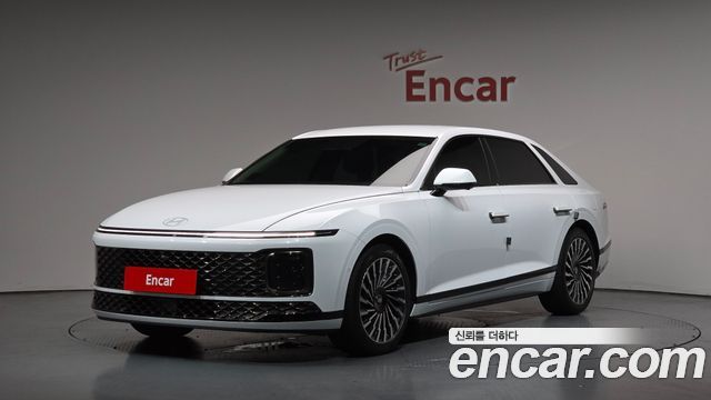 Hyundai Grandeur GN7 2,5 Gasoline 2WD Calligraphy - фото 0