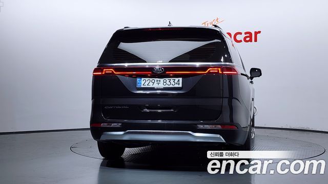 Kia Carnival 4-го поколения Gasoline 9-Seater Signature - фото 3