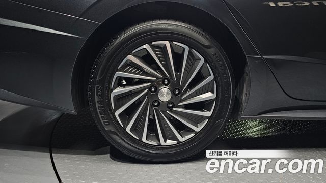 Hyundai Sonata DN8, гибрид Premium Family - фото 4