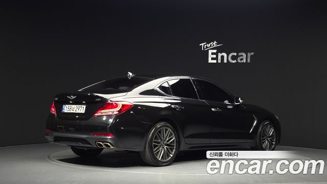 Genesis G70 2.0T Supreme - фото 1