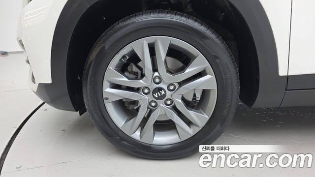 Kia Seltos Gasoline 1.6 Turbo 2WD Prestige - фото 4