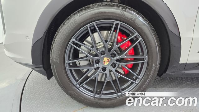Porsche Cayenne PO536 4.0 GTS - фото 4