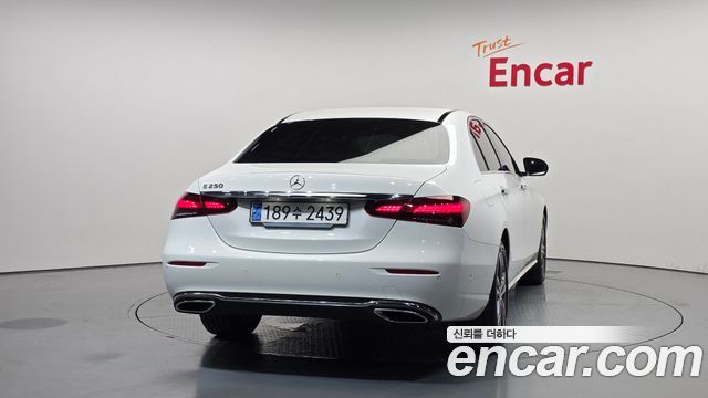 Mercedes-Benz E-Class W213 E250 Avantgarde - фото 3