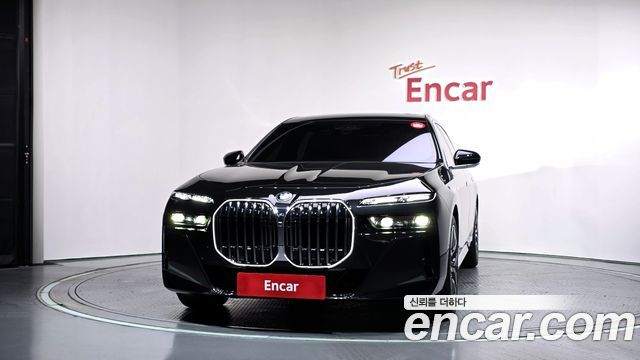 BMW 7-Series G70 740d xDrive M Sport - фото 2