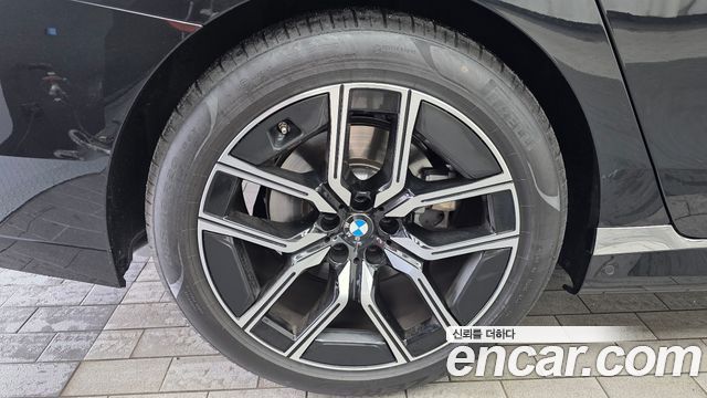 BMW 7-Series G70 740d xDrive M Sport - фото 4