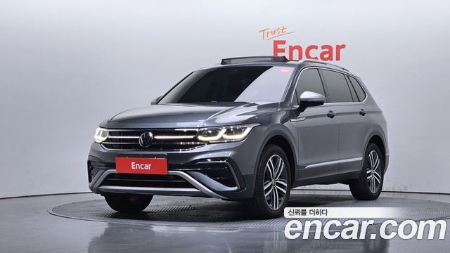 Volkswagen Tiguan 2.0 TSI Prestige - фото 0