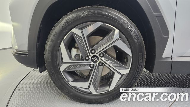 Hyundai Tucson NX4 Gasoline 1.6 Turbo 2WD Inspiration - фото 4