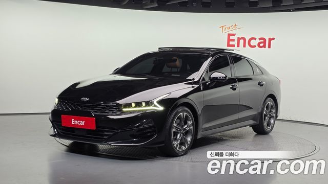 Kia K5 3-го поколения 2.0 Prestige - фото 0