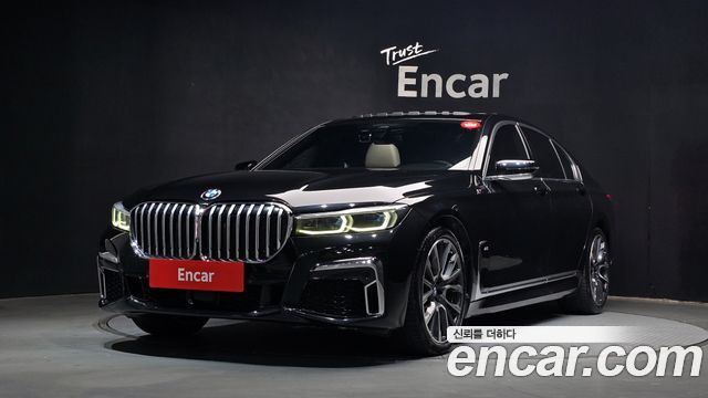 BMW 7-Series G11 730d xDrive M Sport - фото 0