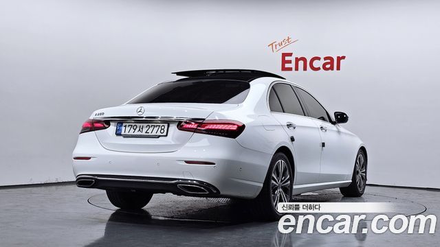Mercedes-Benz E-Class W213 E250 Avantgarde - фото 1