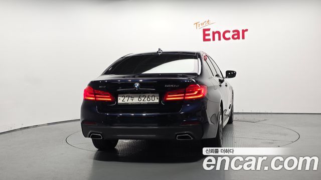 BMW 5-Series G30 520d xDrive M Sport Package Plus - фото 3