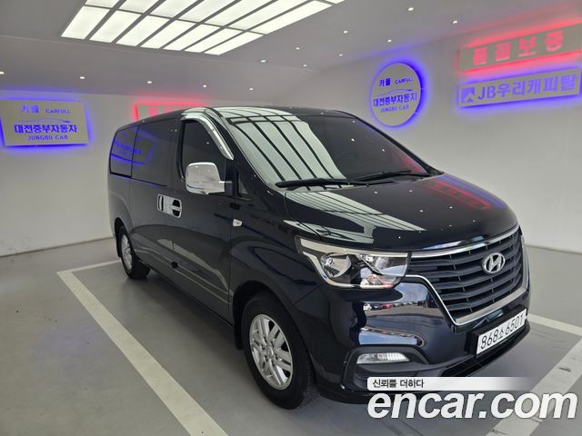Hyundai Starex Новый Van 3-Seater Smart - фото 1