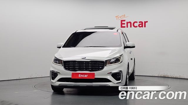 Kia Carnival Новый 9-Seater Luxury - фото 2