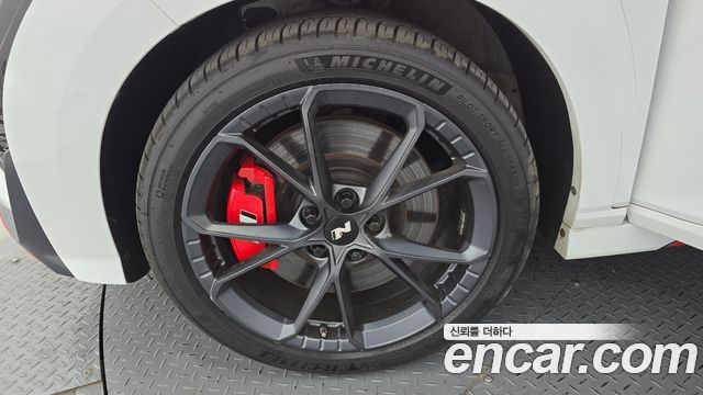 Hyundai Kona Новый Gasoline 2.0 2WD 2.0 N - фото 4