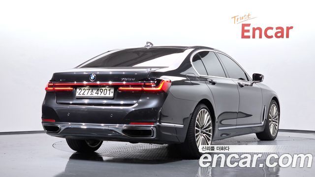 BMW 7-Series G11 730d xDrive Design Pure Excellence - фото 1