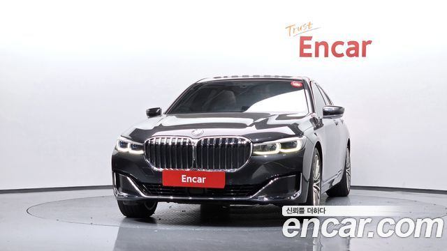 BMW 7-Series G11 730d xDrive Design Pure Excellence - фото 2