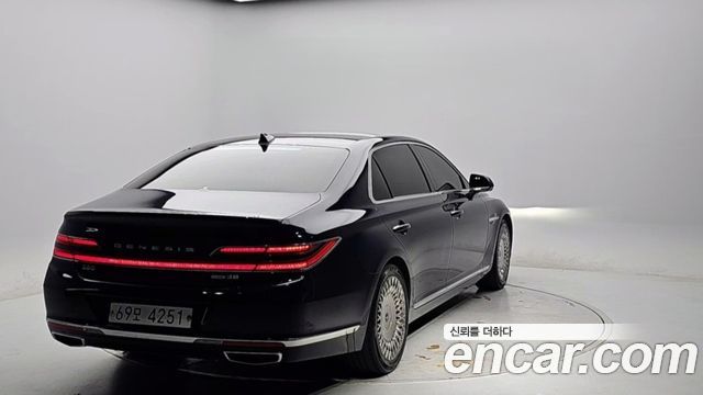 Genesis G90 3.8 AWD Premium Luxury - фото 1