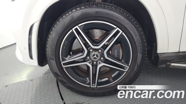Mercedes-Benz GLE-Class W167 GLE400d 4MATIC Coupe - фото 4