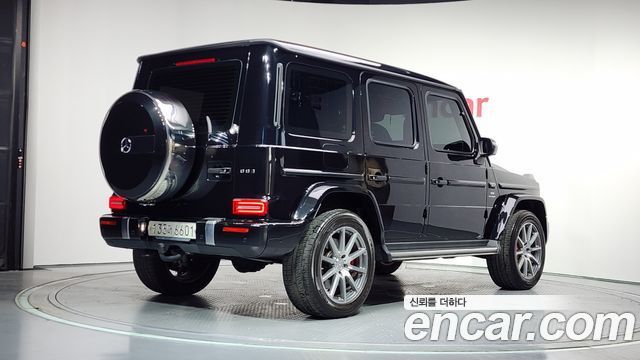 Mercedes-Benz G-Class AMG G63 - фото 1