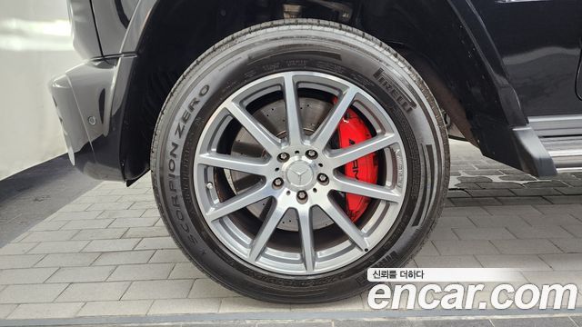 Mercedes-Benz G-Class AMG G63 - фото 4