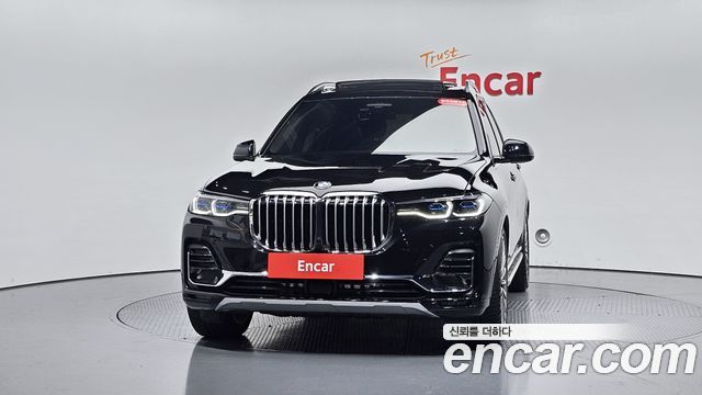 BMW X7 G07 xDrive 40i Design Pure Excellence 7-Seater - фото 1